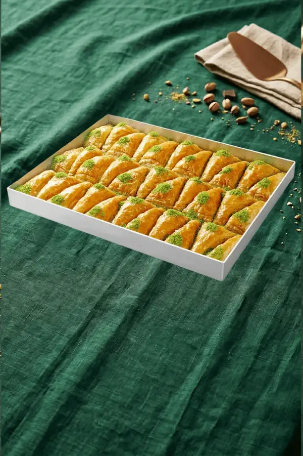 Fıstıklı Tepsi Baklava